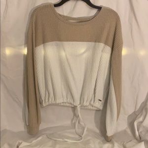 Tan and white cropped hollister sweater S
